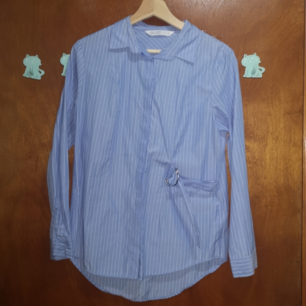🌻2 for＄15 Zara blue and white striped blouse